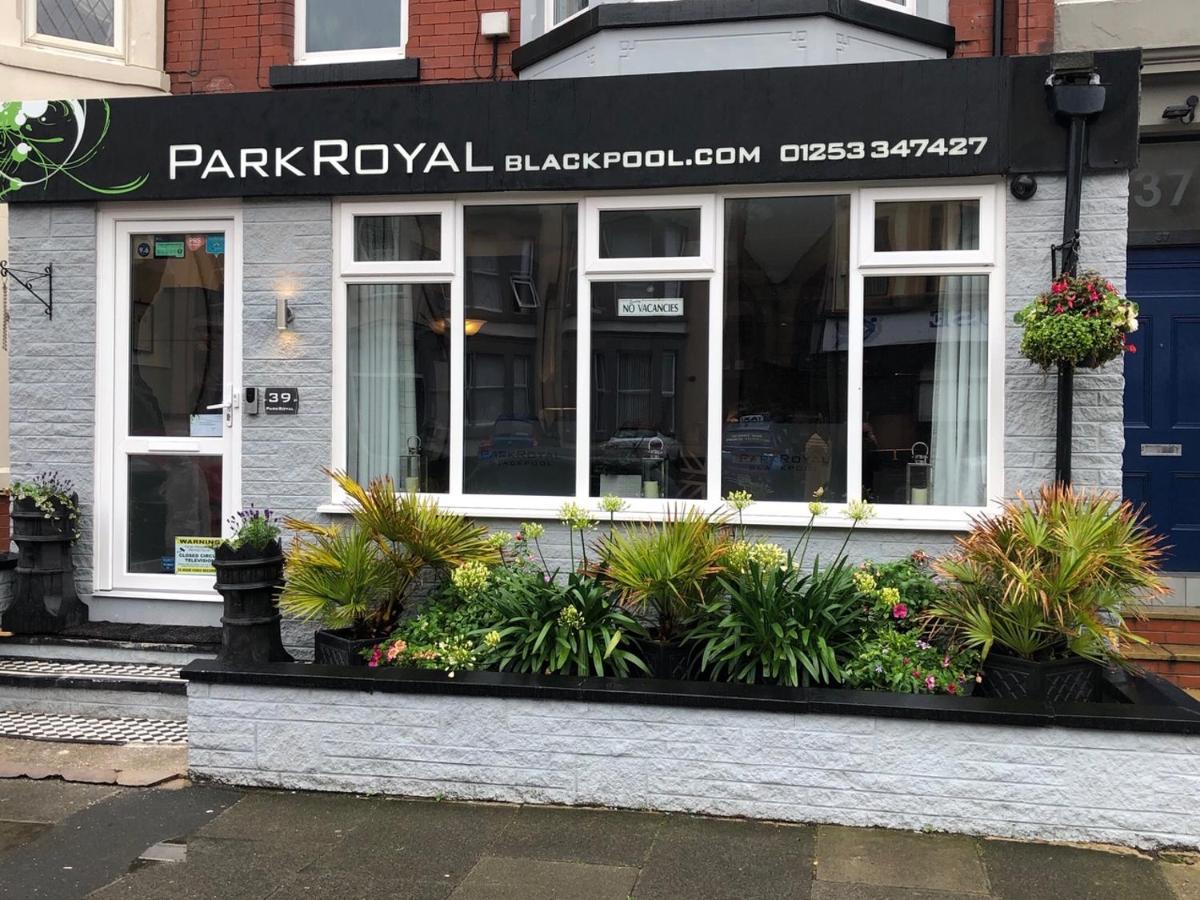 Parkroyal Blackpool Bagian luar foto
